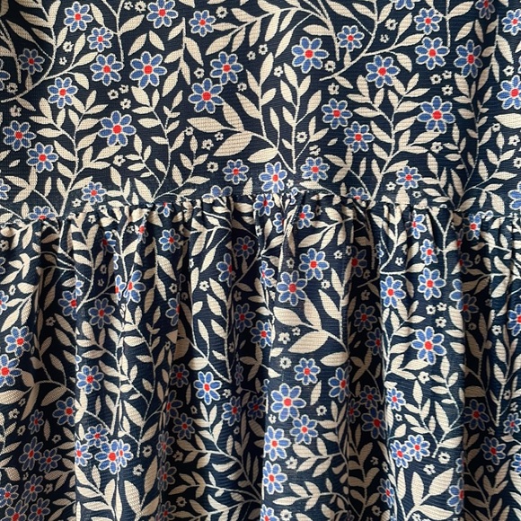 Mi Ami cropped sheer floral printed blouse with sheer sleeves - Picture 2 of 6